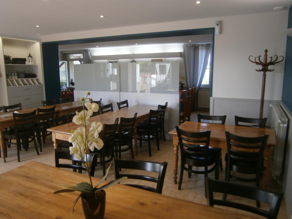 Hotel Restaurant De La Roche Les Sauvages  Экстерьер фото